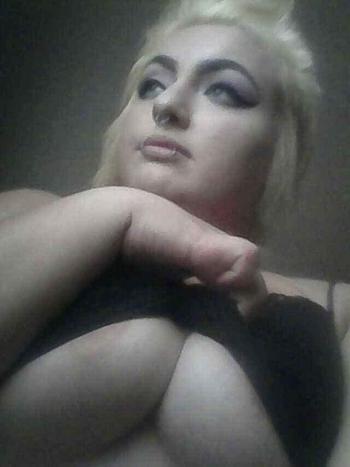 , 19  female escort, Denver