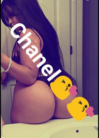 , 25  female escort, Denver