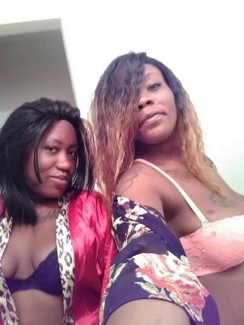 , 25  female escort, Denver