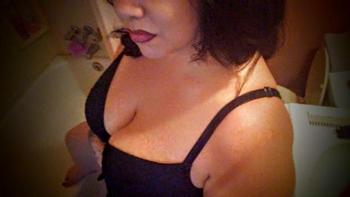 , 32  female escort, Denver