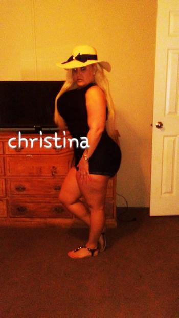 , 24 Latino/Hispanic female escort, Denver