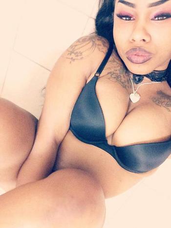 , 23  female escort, Denver