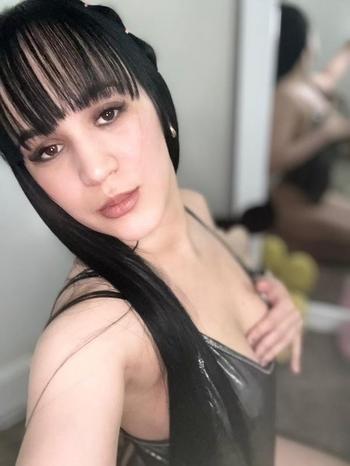 Valery, 22  female escort, Denver