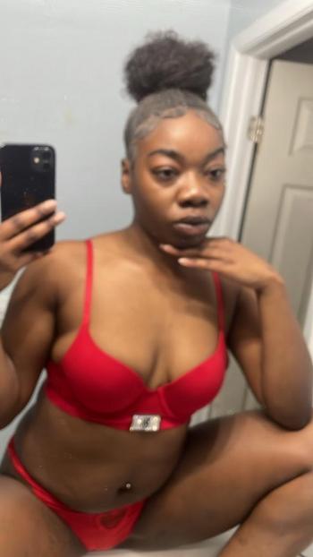 Ray, 22  female escort, Denver