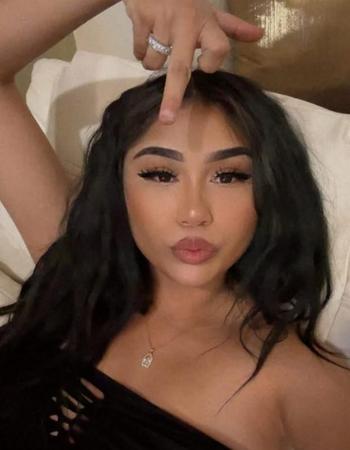 983-216-4202, 21  female escort, Denver
