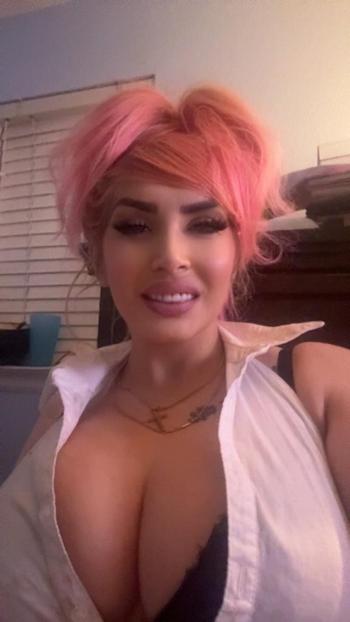 Brit, 33  female escort, Denver